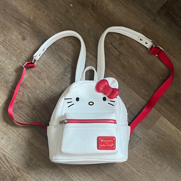 Hello Kitty Handbags - Hello Kitty White and Pink Backpack